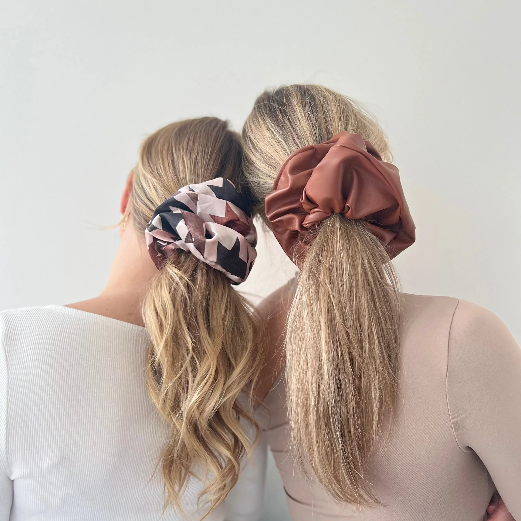 desert scrunchie