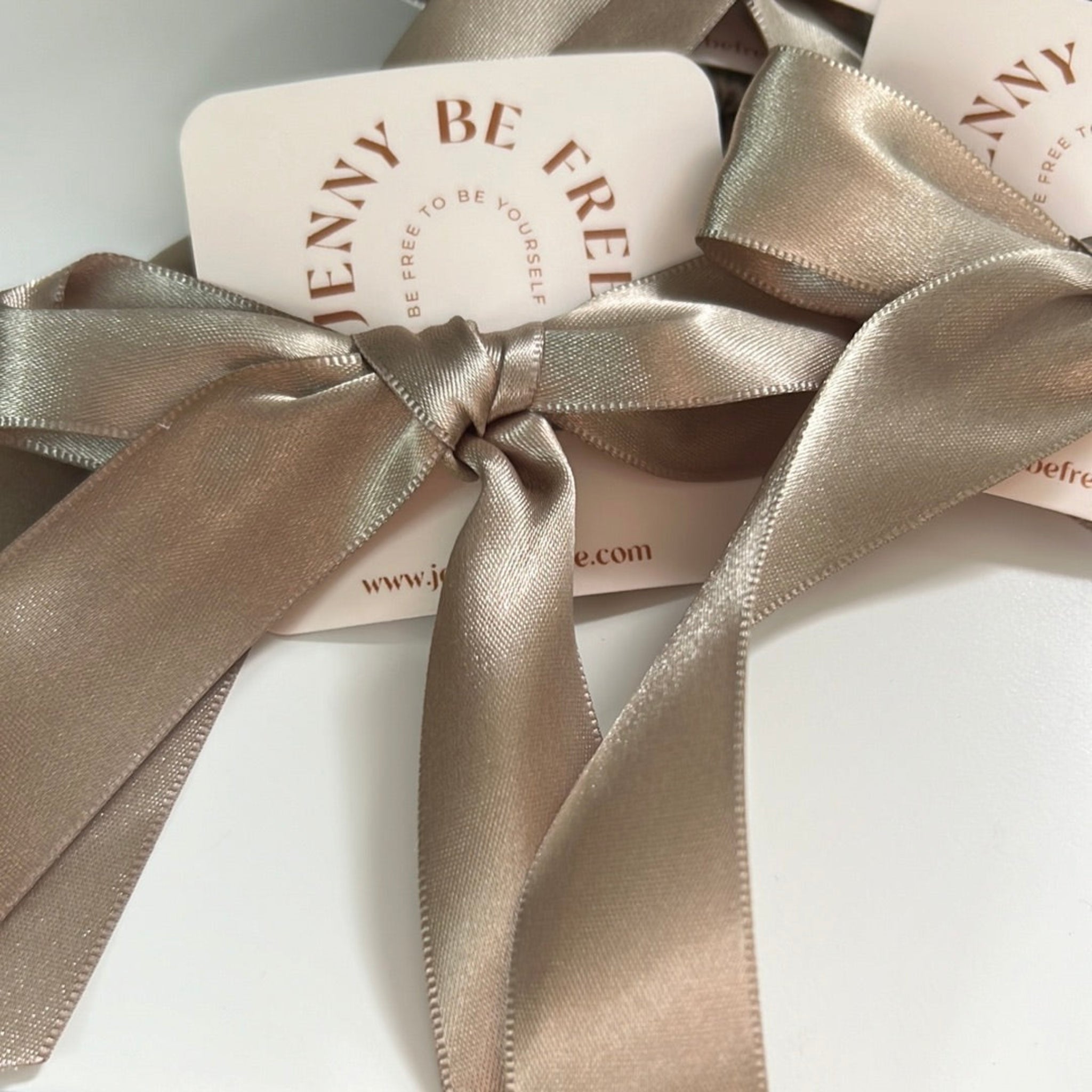 Medium Bows Jenny Be Free