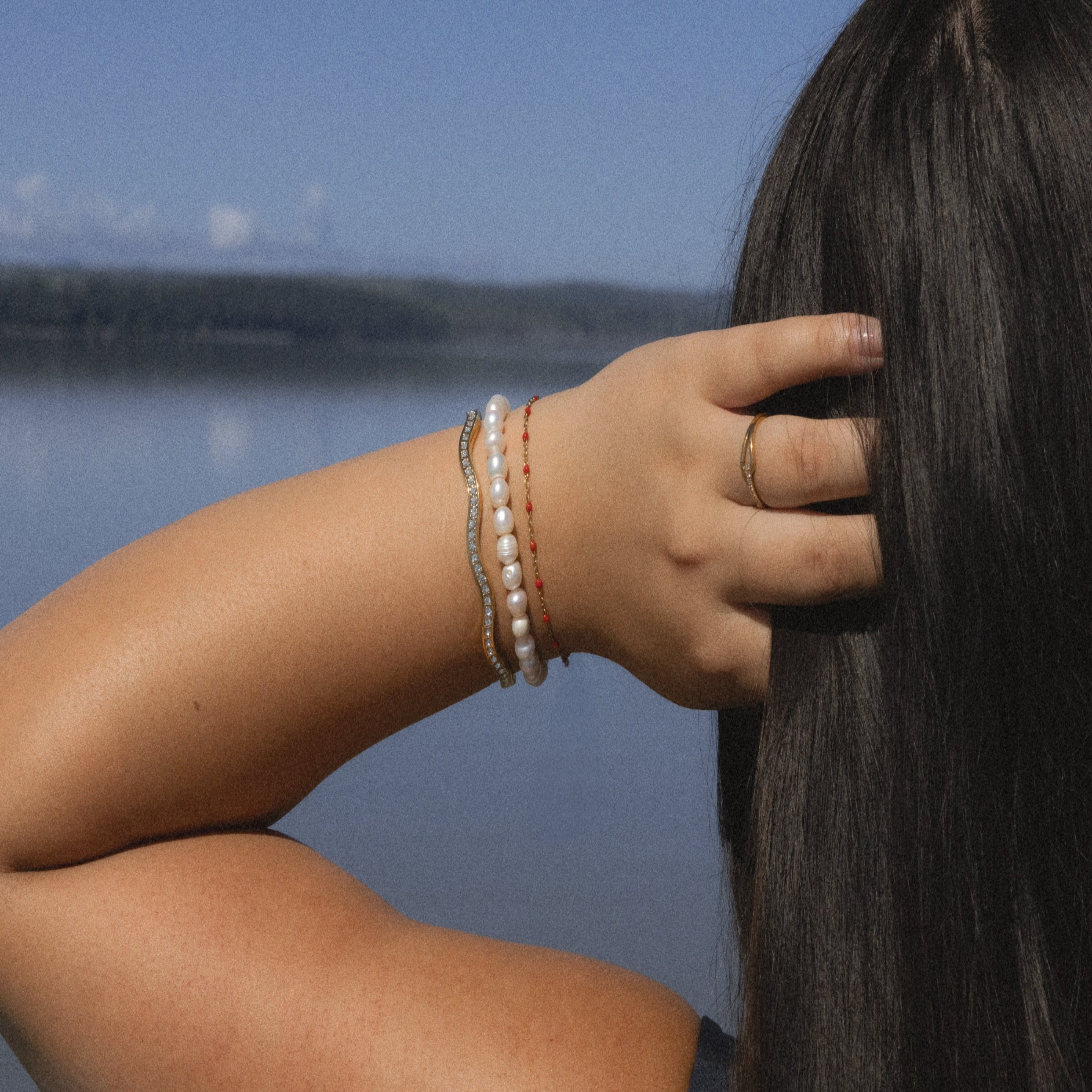 Stainless steel bracelet with colorful beads