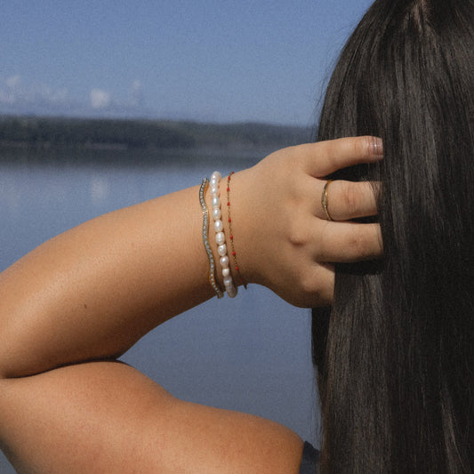 Stainless steel bracelet with colorful beads