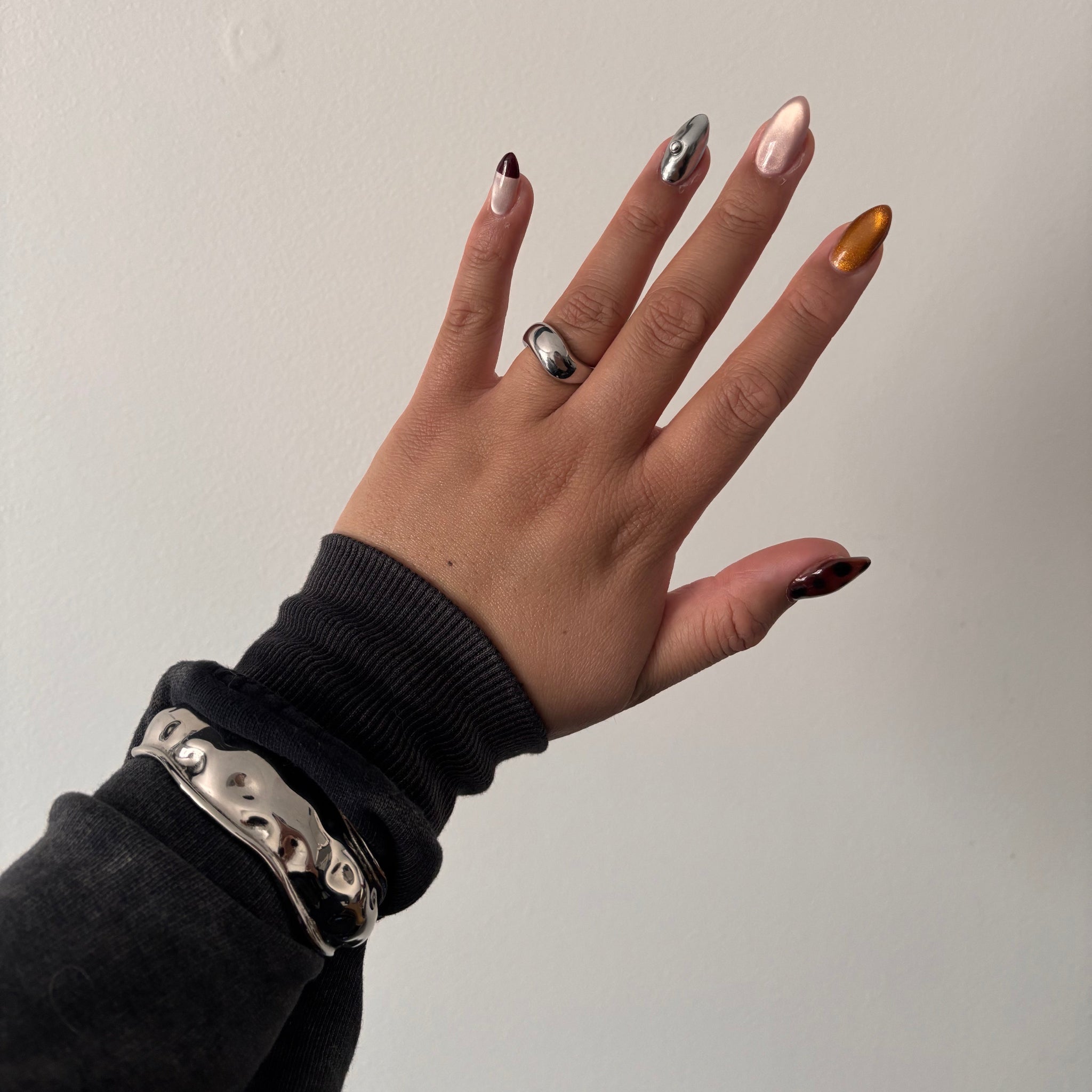 Bangle: Chunky Organic Jenny Be Free