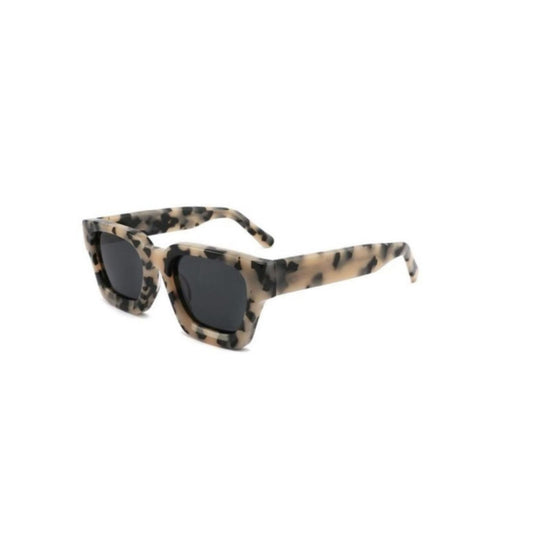 Sunglasses: Blonde Tortoise Jenny Be Free