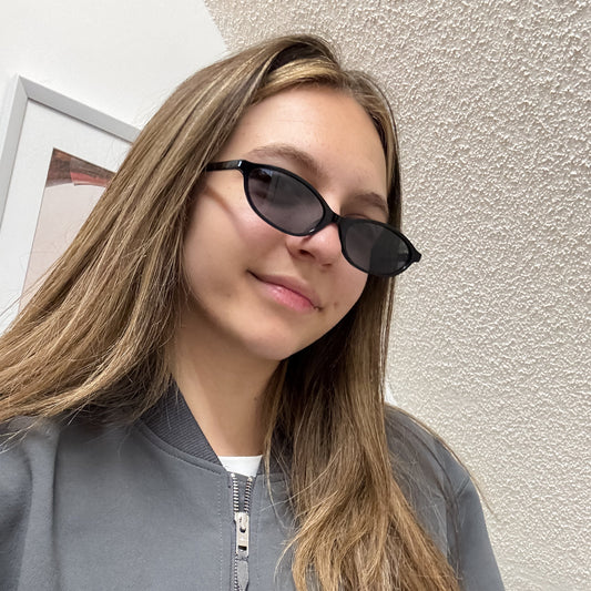 Sunglasses: Hailey Jenny Be Free