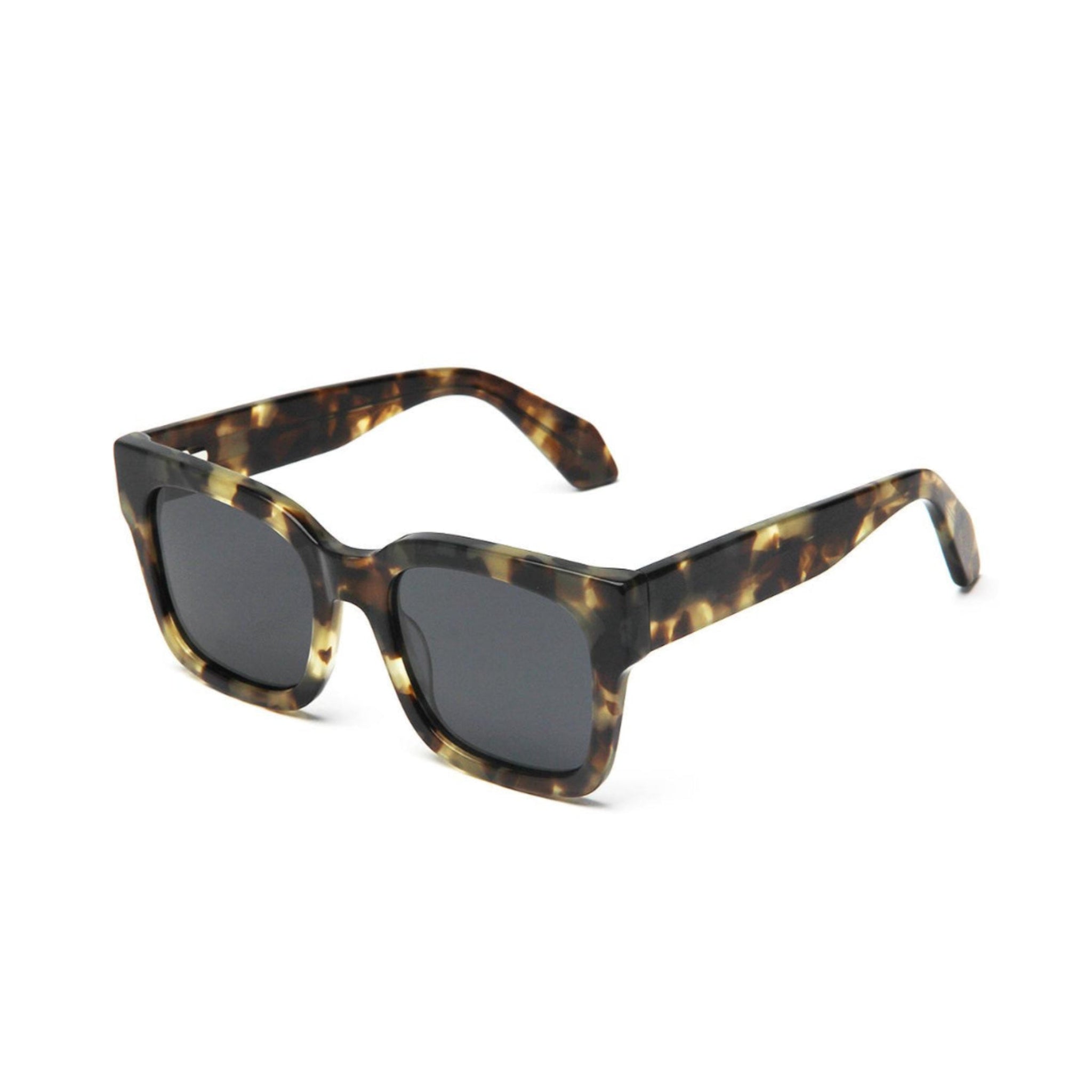 Sunglasses: Chic Tortoise Jenny Be Free