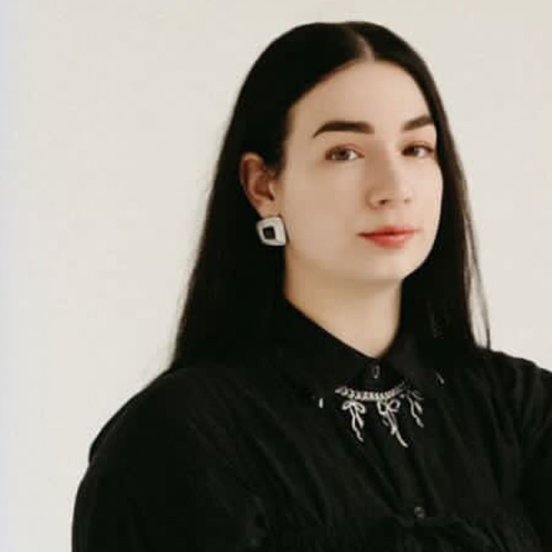 Earrings: Miranda Vintage Jenny Be Free