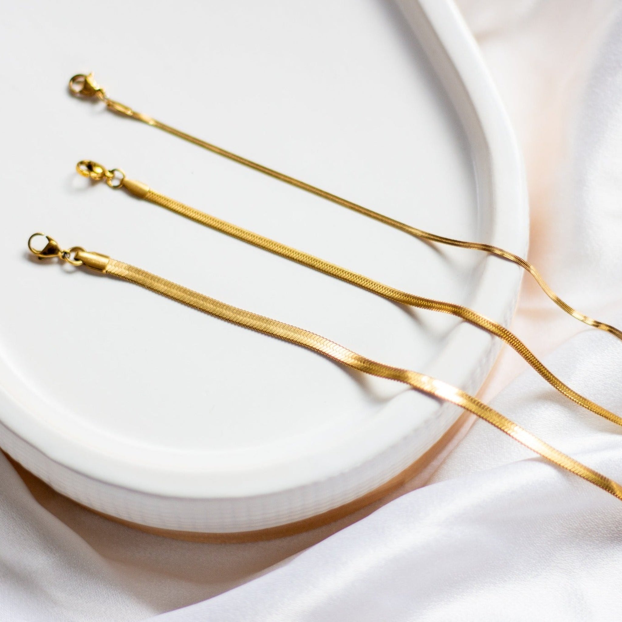 Herringbone Necklace gold