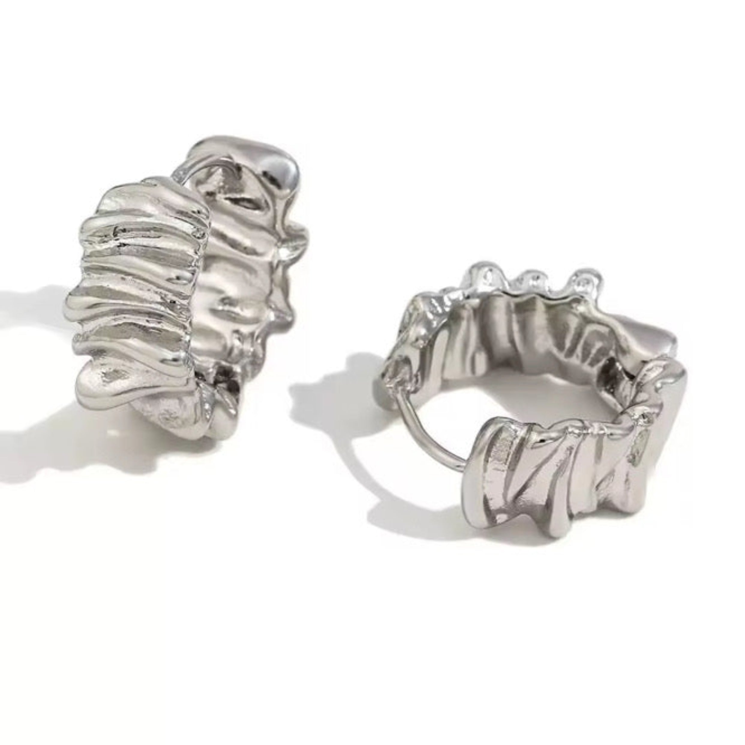 Tarnish-resistant gold plated hoop earrings