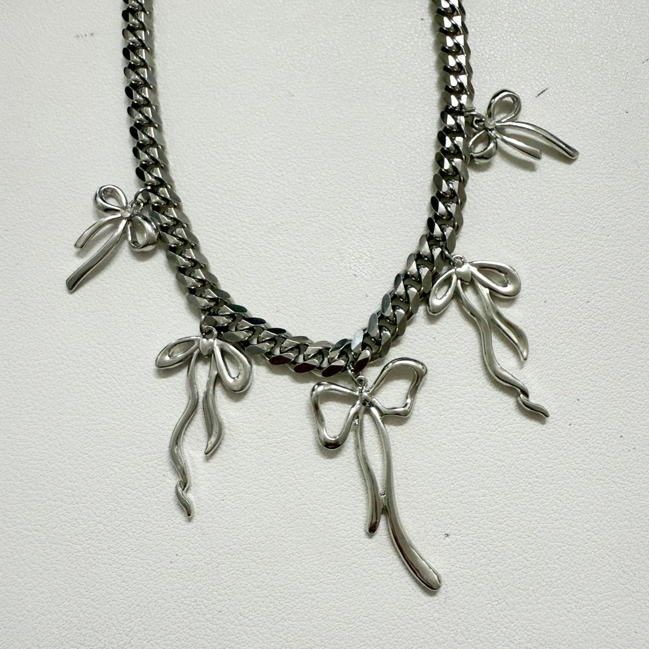 Necklace: Cuban Chain Jenny Be Free
