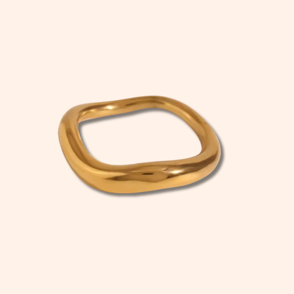 Ring: Wavey Jenny Be Free