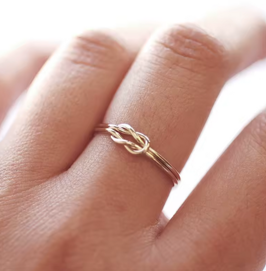 Ring: Double Love Knot Jenny Be Free