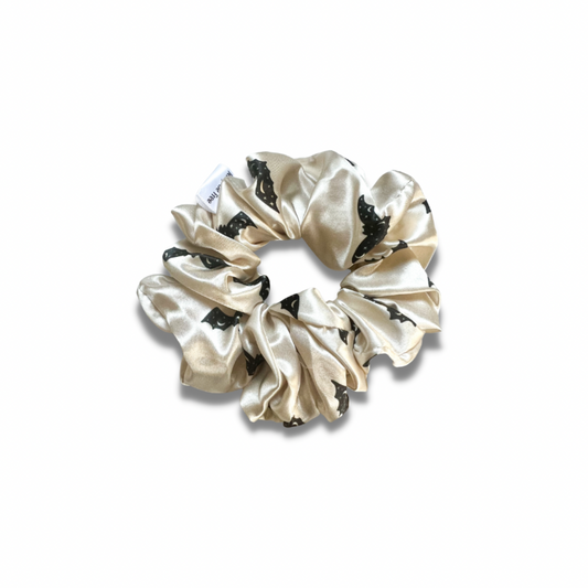 Scrunchie: Bats Jenny Be Free