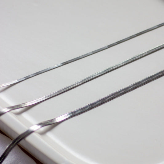 silver herringbone necklace 