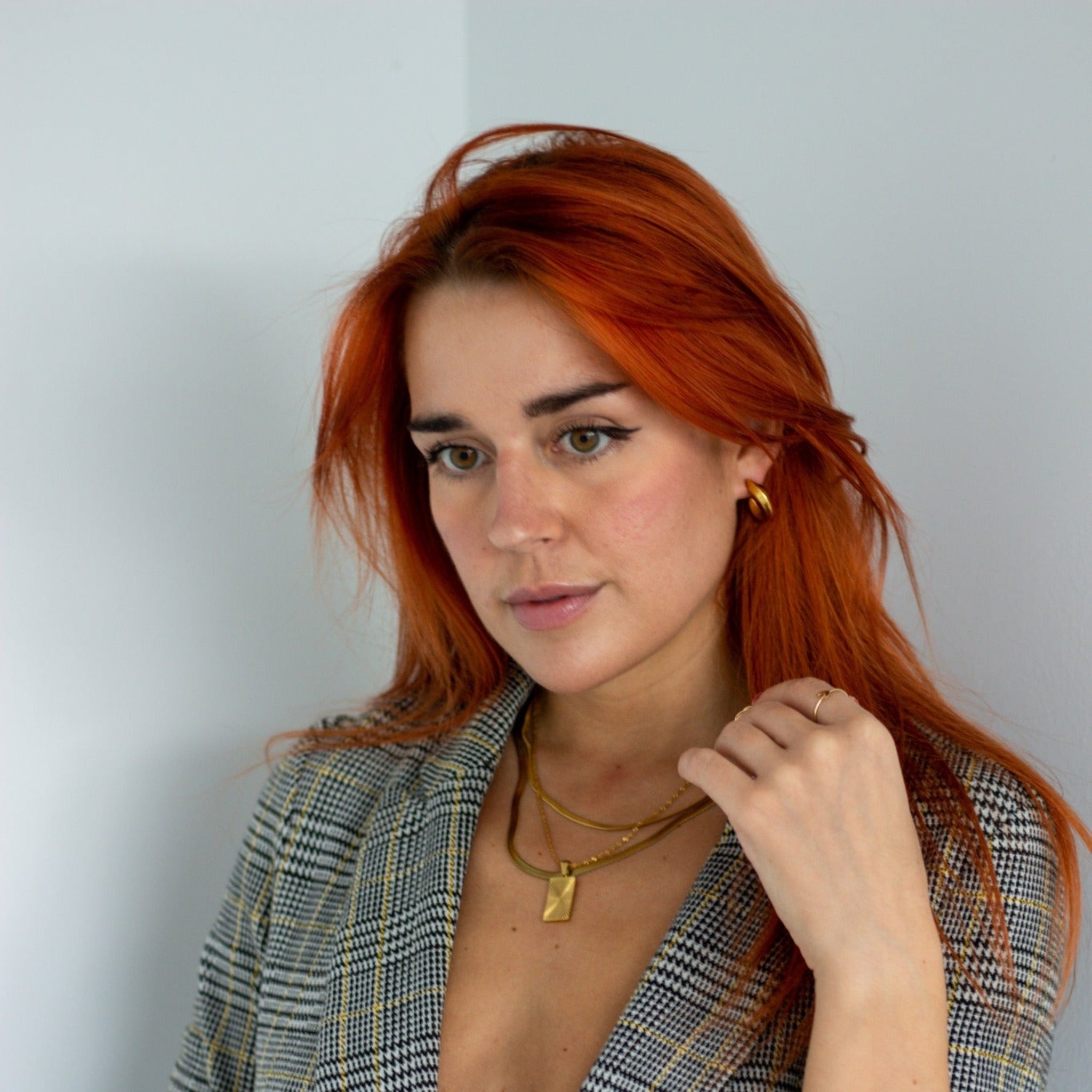 Necklace: Sherry Jenny Be Free