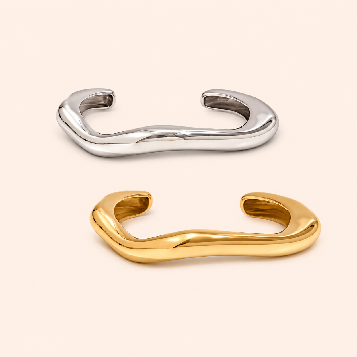 Bangle: Sculpture Jenny Be Free