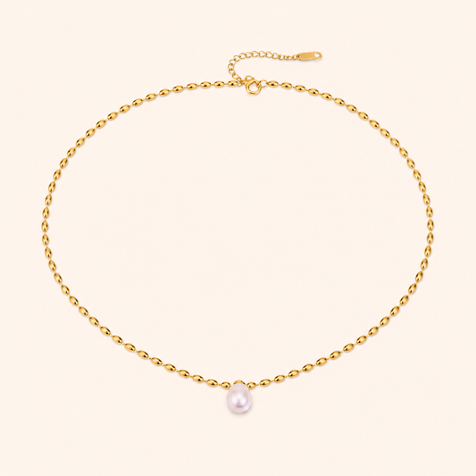 18K gold-plated necklace with a single luminous pearl pendant